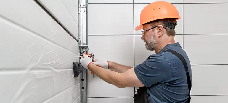 Garage Door Repair in Palm Bay